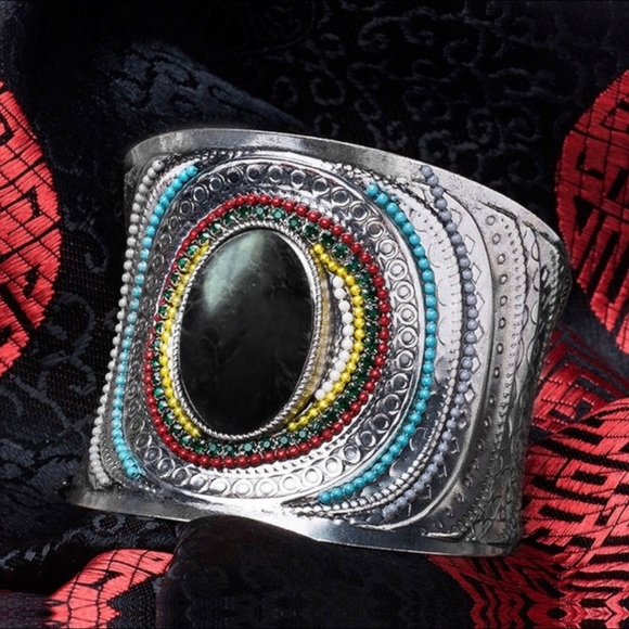Jewelry - NEW🎇YEARS EVE🥂🍾🥂SALE🎆 BOHEMIAN CUFF BANGLE